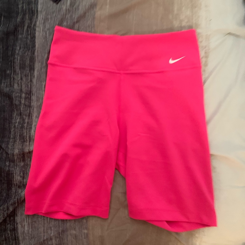 Nike biker shorts 💓💓